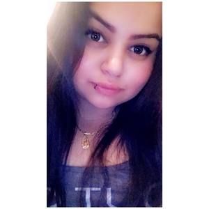 Meet your Posher, Alison